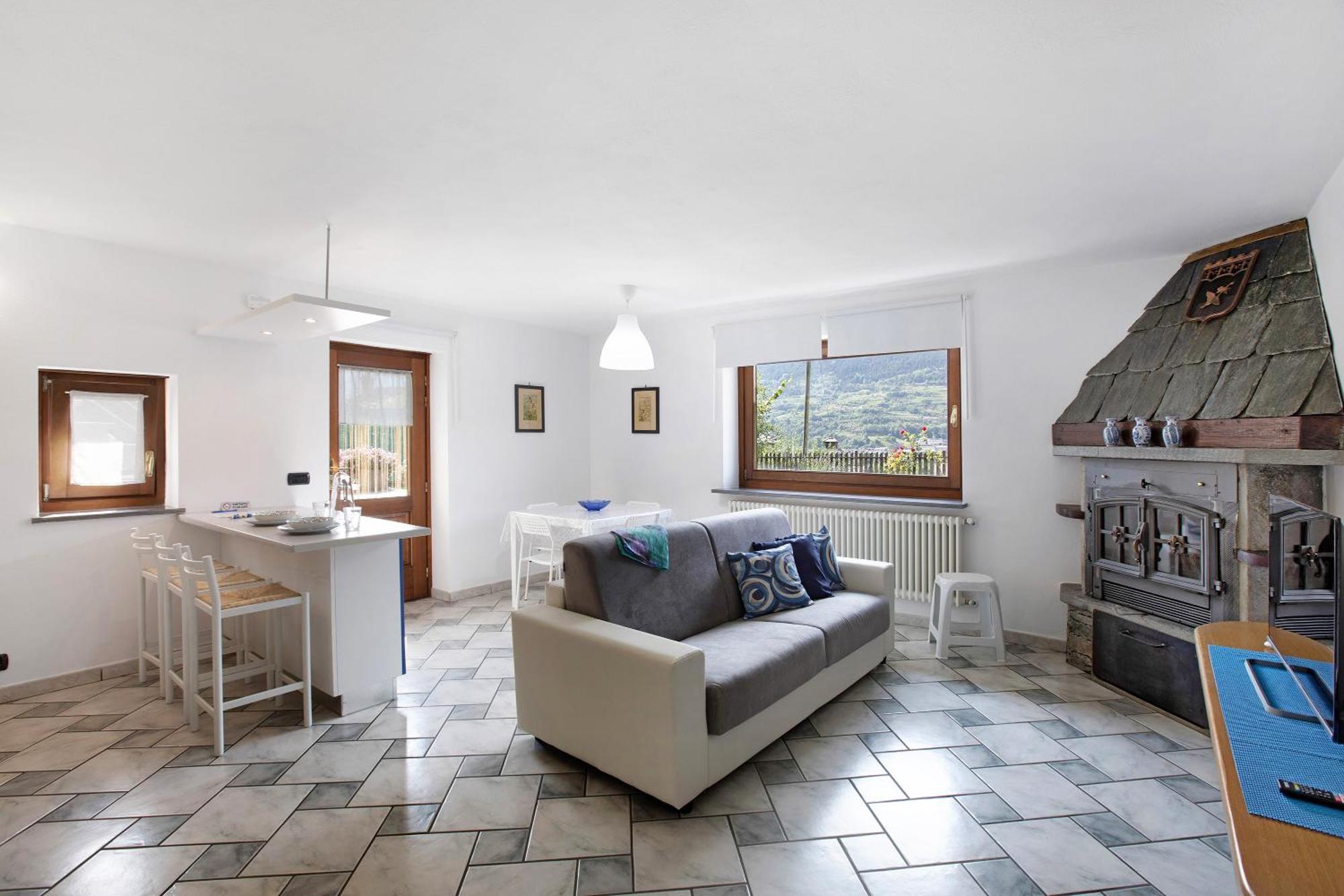 Casa Sabrina - Appartamento Blu Aosta Esterno foto